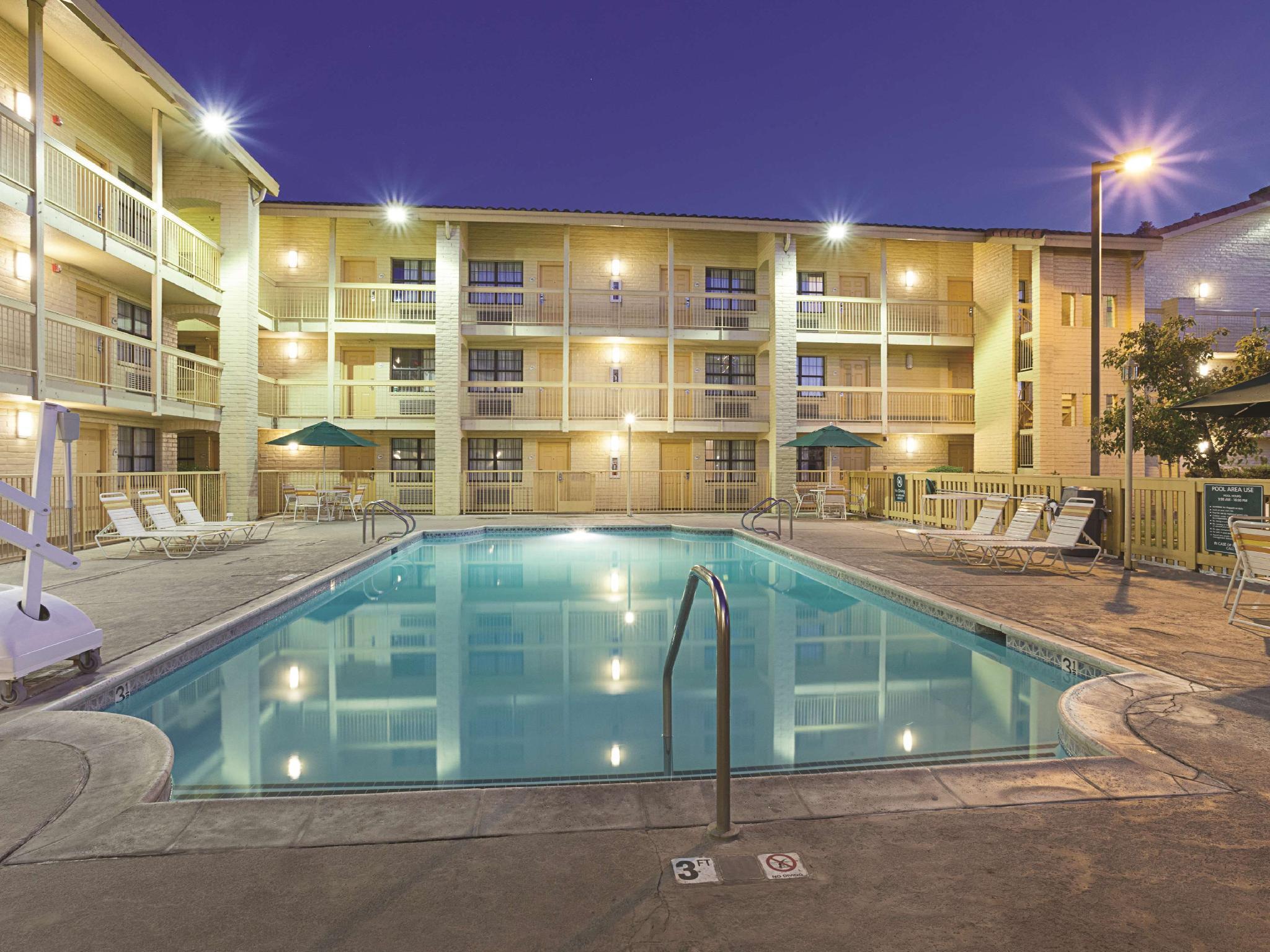 La Quinta Inn By Wyndham Sacramento North Carmichael Exterior foto