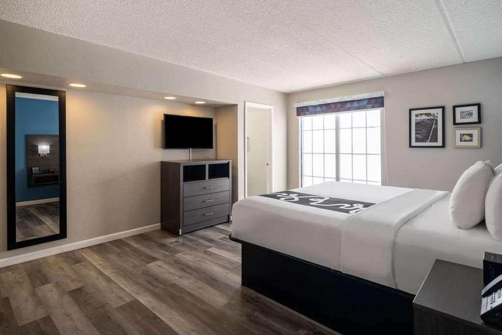 La Quinta Inn By Wyndham Sacramento North Carmichael Habitación foto
